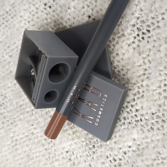 KAB Cosmetics Lip Liner in Just 4 U & Sharpener Duo - Picture 7 of 8